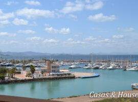 Lovely views from this two bedroom apartment in Miradores del Puerto