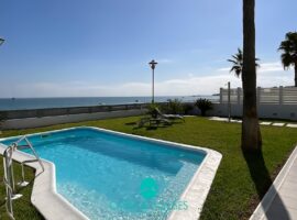 Villa First Line Mediterranean and Mar Menor sea