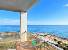 Impresionante Apartamento Costero con Vistas Panoramicas al Mar en Veneciola Golf 2, La Manga del Mar Menor