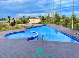 Fantástico Apartamento de 2 Dormitorios en Veneziola Golf 1, La Manga del Mar Menor