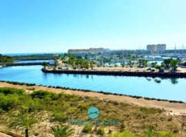 Apartamento en Miradores del Puerto – Elegancia, Confort y Vistas Espectaculares.